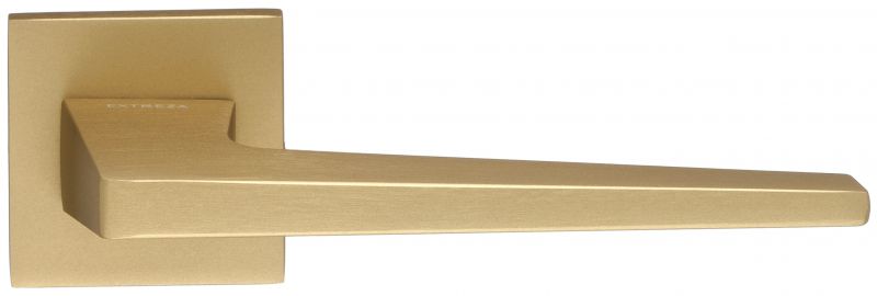 aliot-r15-f02.jpg