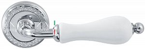 Дверная ручка Extreza DANA (Дана) 305 на розетке R06 полированный хром F04; ?>