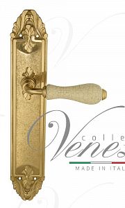 Дверная ручка на планке Venezia Colosseo PASS проходная PL90 (полир. латунь с белой керамикой паутинка); ?>