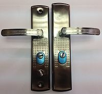 Дверная ручка на планке Master Lock Стандарт ЭКОНОМ (не автомат) правая