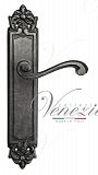 Дверная ручка на планке Venezia Vivaldi PASS проходная PL96 (ант. серебро)