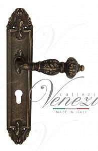 Дверная ручка на планке Venezia Lucrecia CYL под цилиндр PL90 (ант. бронза); ?>