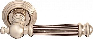 Дверная ручка Melodia мод. Veronica 102P на розетке 50P (серебро 925 + черный); ?>
