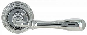 Дверная ручка Extreza CARRERA (Каррера) 321 на розетке R05 полированный хром F04; ?>