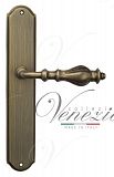 Дверная ручка на планке Venezia Gifestion PASS проходная PL02 (мат. бронза)