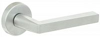 Дверная ручка Extreza Hi-Tech Slim COS 120 R12 круглое основание F05 (матовый хром)
