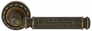 Дверная ручка Extreza BENITO (Бенито) 307 на розетке R02 античная бронза F23; ?>